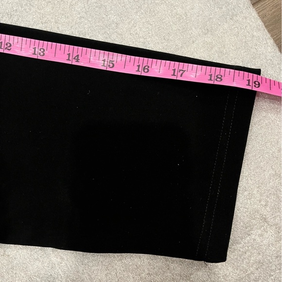 [18] Sympli Black Focus Asymmetrical Slit Tunic Blouse - Picture 8 of 8